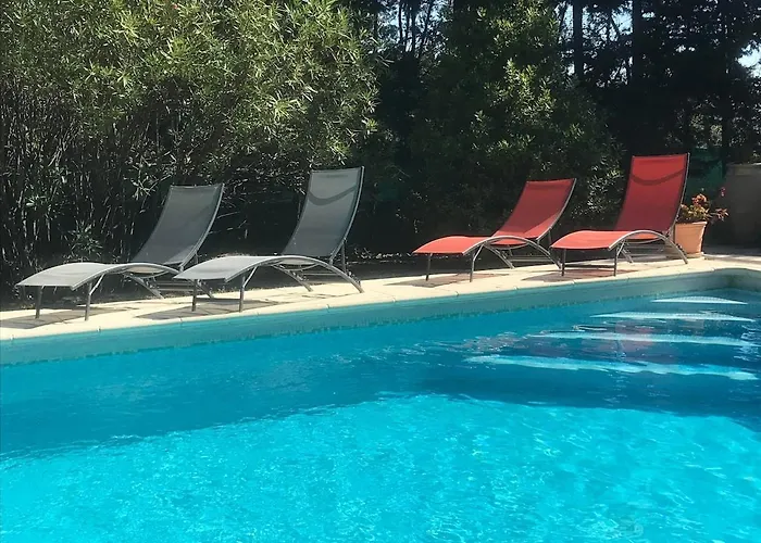 Demeure De Charme Au Nord De Montpellier Avec Piscine Villa