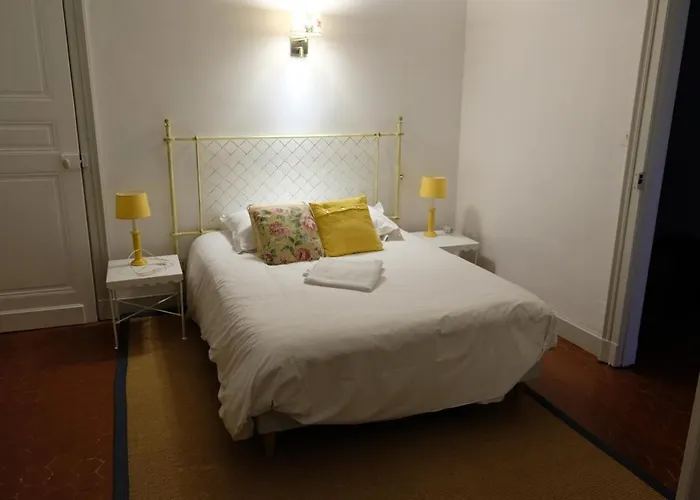 Demeure De Charme Au Nord De Montpellier Avec Piscine Villa *