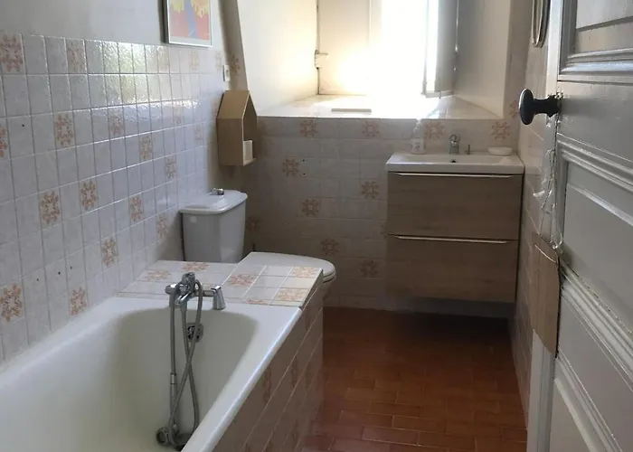 Demeure De Charme Au Nord De Montpellier Avec Piscine Villa *