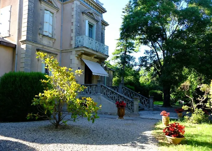 Villa Demeure De Charme Au Nord De Montpellier Avec Piscine *