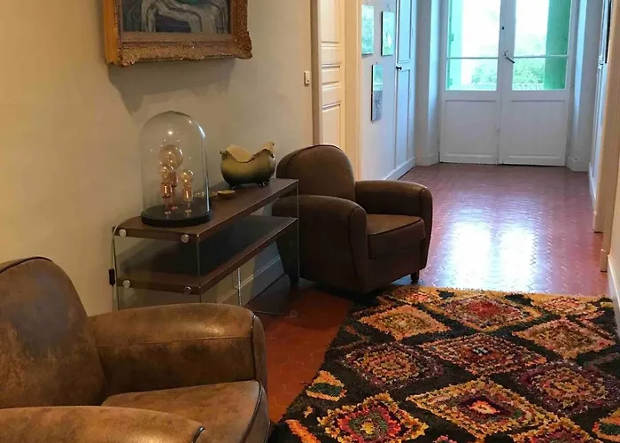 Villa Demeure De Charme Au Nord De Montpellier Avec Piscine *